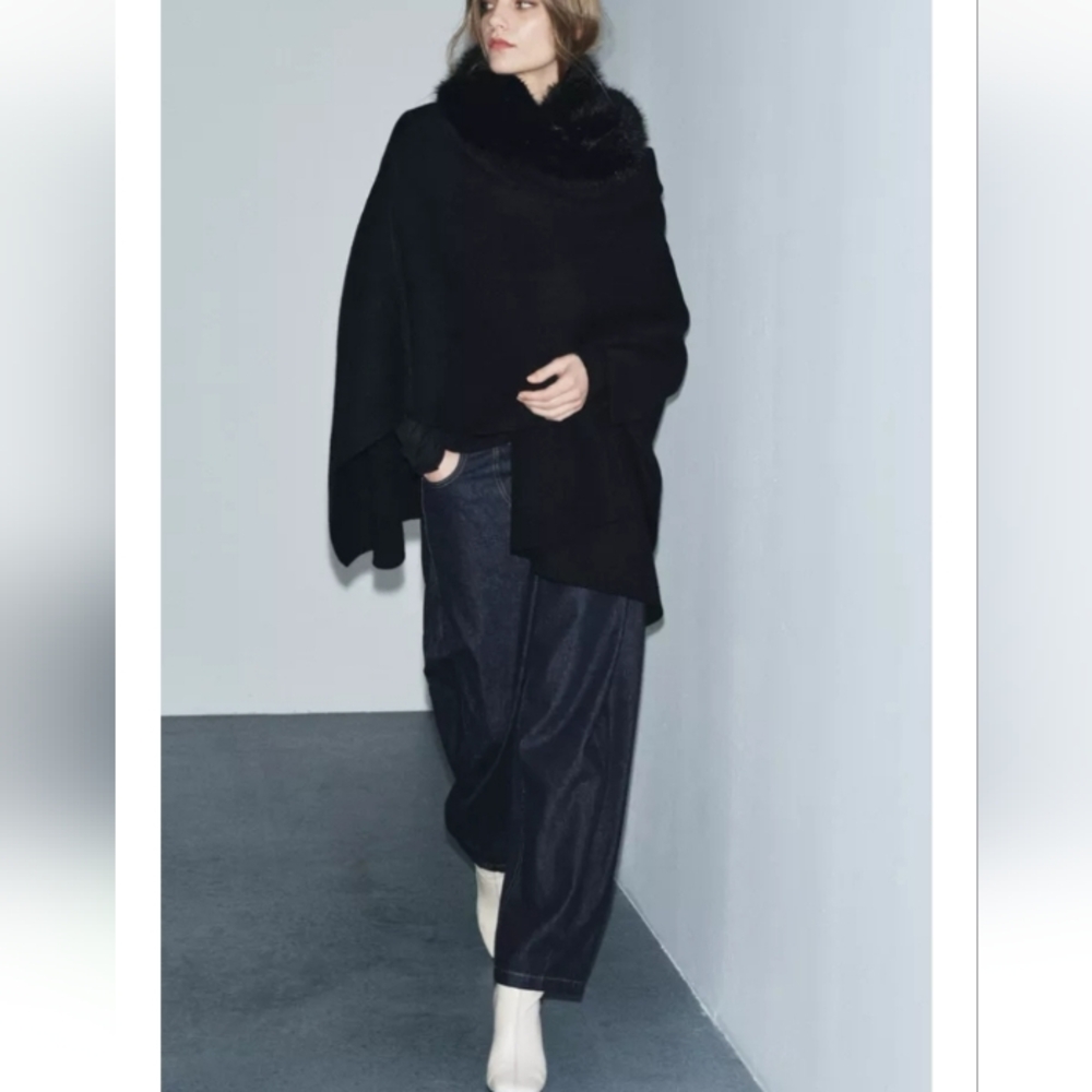 Zara Black Knit Wool Oversized Blend Poncho/Cape with Faux Fur Trim